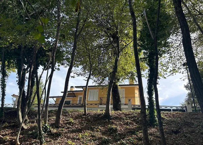 Borgo Al Bosco Bed and breakfast